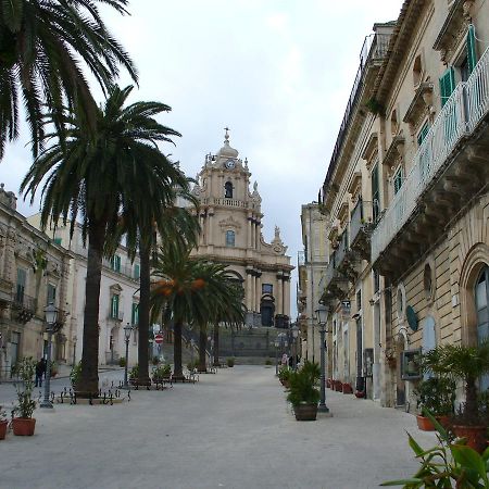 Giumbabulla Luxury House Bed & Breakfast Ragusa Luaran gambar