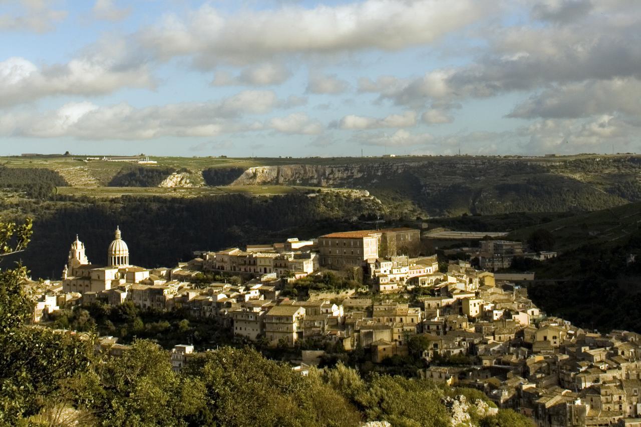 Giumbabulla Luxury House Bed & Breakfast Ragusa Luaran gambar
